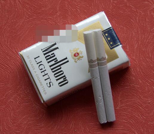 香烟跨越带爆珠吗